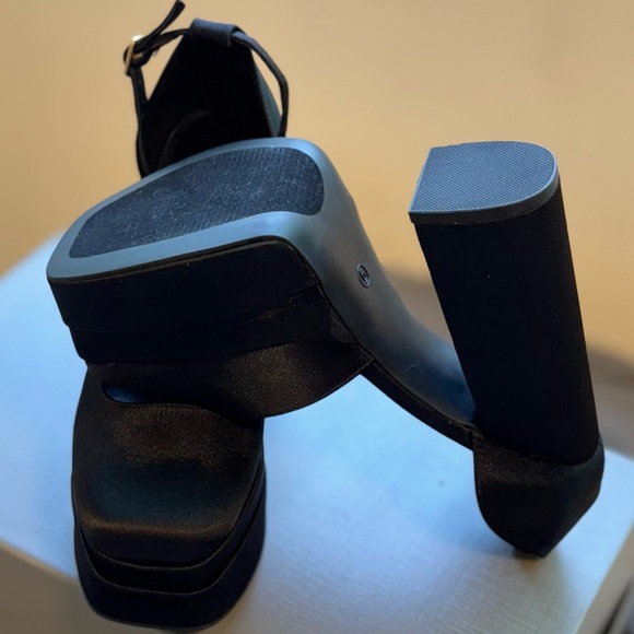 Black Satin Platform Women's Shoes - Picture 3 of 4